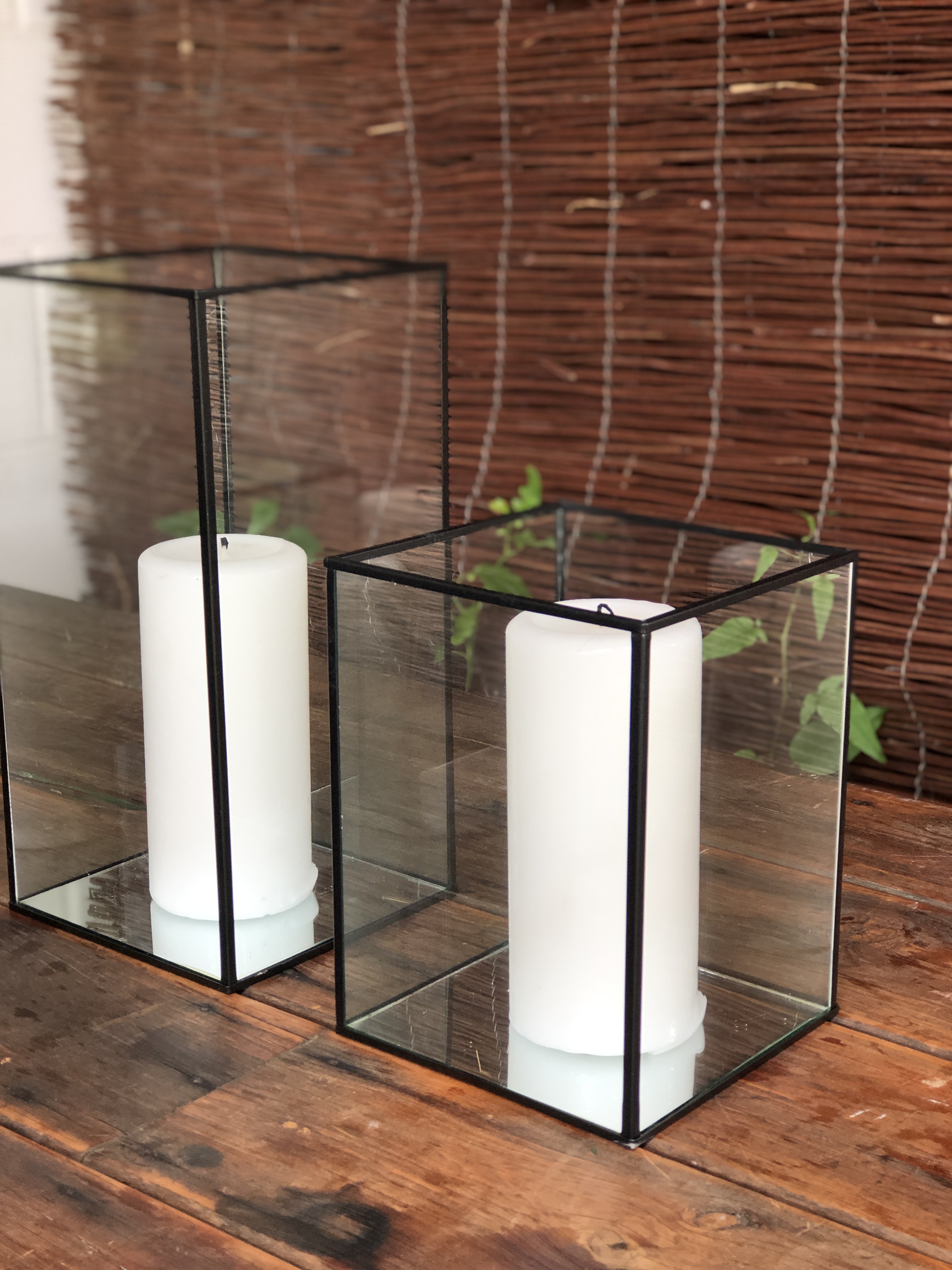 BLACK GLASS LANTERN The Wedding + Event Creators