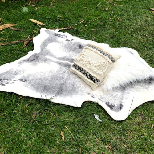 LARGE FAUX FUR RUG