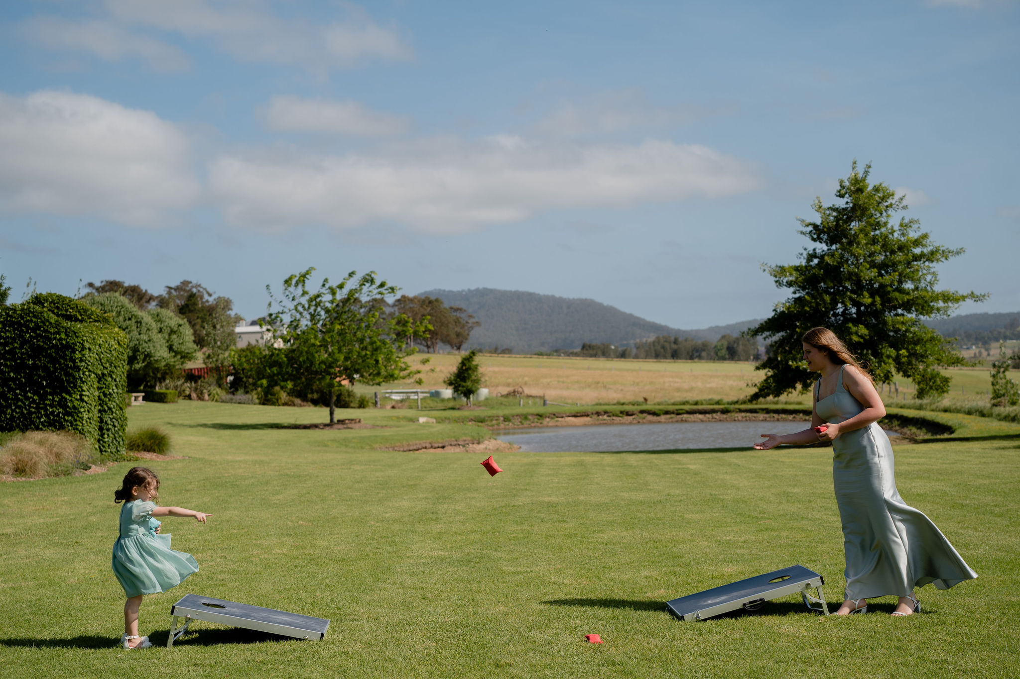 CORNHOLE TOSS GAME - Image 2