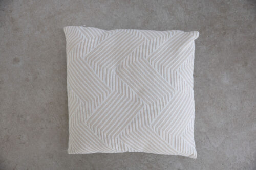 BEIGE CUSHION
